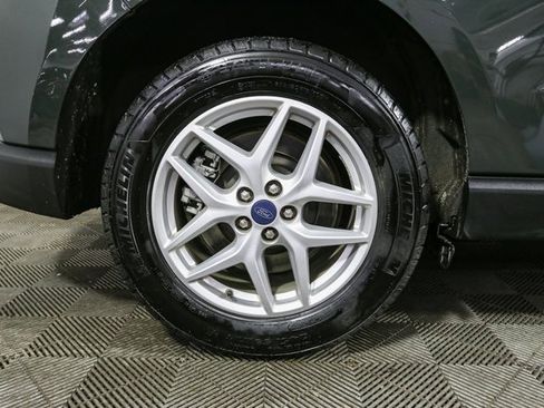 Used 2022 Ford Edge SEL w/ Convenience Package image 16