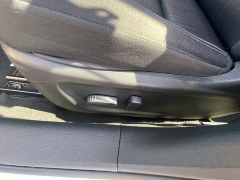 Used 2025 Nissan Altima 2.5 SV FWD image 10