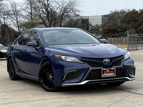 Used 2024 Toyota Camry XSE image 2