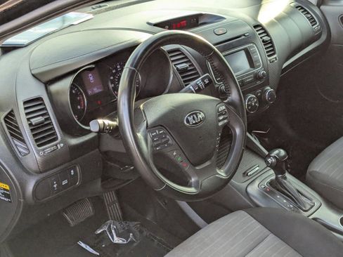Used 2014 Kia Forte EX FWD image 9