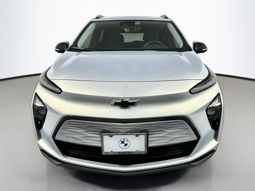 Used 2023 Chevrolet Bolt EUV Premier w/ Sun & Sound Package FWD image 2