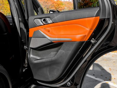 Used 2021 BMW X5 xDrive40i w/ Executive Package image 52