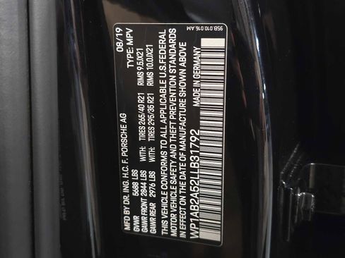 Used 2020 Porsche Macan S image 35