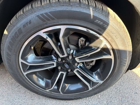 Used 2015 Ford Explorer Sport w/ Equipment Group 401A AWD/4WD image 9