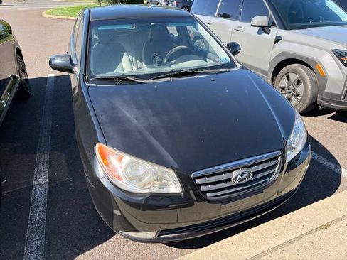 Used 2010 Hyundai Elantra GLS FWD image 17