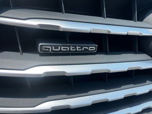 Used 2018 Audi Q7 3.0T Premium Plus AWD/4WD image 9