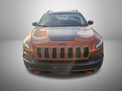 Used 2015 Jeep Cherokee Trailhawk w/ Cold Weather Group image 2