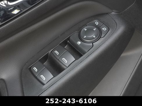 Used 2022 Chevrolet Equinox LT image 23