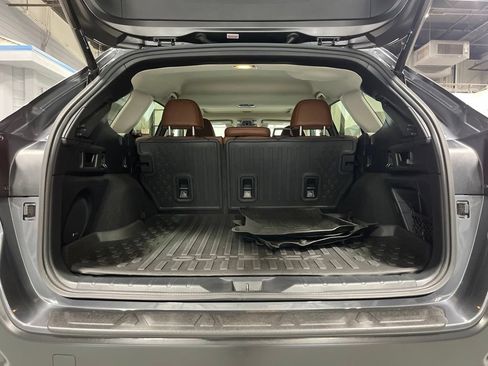 Used 2020 Subaru Outback Touring w/ Popular Package #2 AWD/4WD image 35