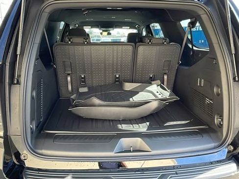New 2026 Chevrolet Suburban LS w/ LPO, Dark Essentials Package RWD image 29