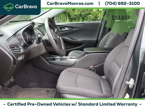 Certified 2017 Chevrolet Malibu LT FWD image 12