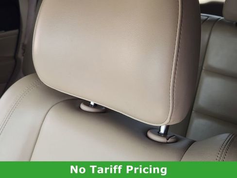 Used 2019 Jeep Grand Cherokee Limited AWD/4WD image 12