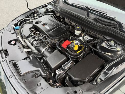 Used 2018 Honda Accord Sport image 23