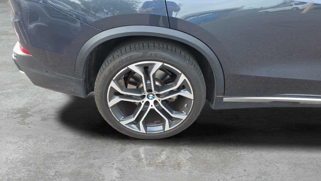Used 2022 BMW X5 sDrive40i w/ Premium Package RWD image 18