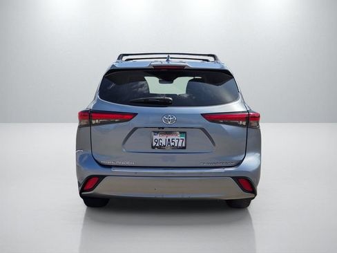 Used 2023 Toyota Highlander Platinum AWD/4WD image 5