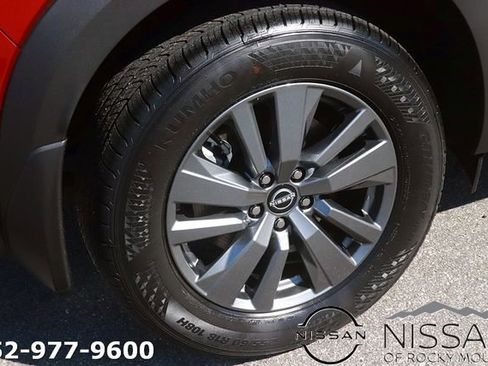 New 2026 Nissan Pathfinder SV FWD image 7