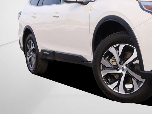 Used 2022 Subaru Outback Limited AWD/4WD image 3