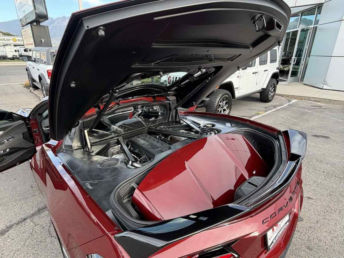 Used 2020 Chevrolet Corvette Stingray Premium Cpe w/ 3LT Preferred Equipment Group RWD image 20
