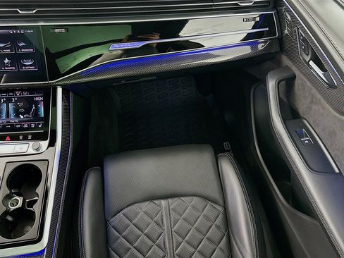 Used 2021 Audi SQ8 Prestige w/ Prestige Package image 22