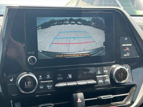 Certified 2026 Toyota Highlander XLE AWD/4WD image 38