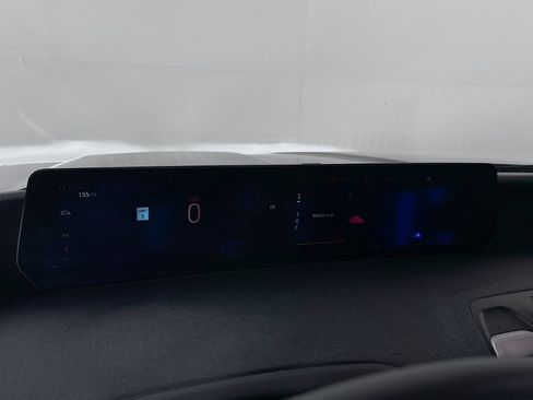 Used 2025 Ford Expedition Active image 14