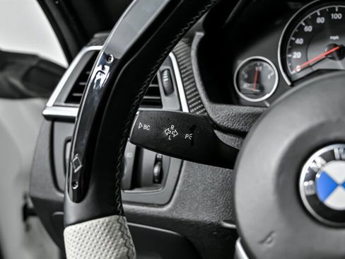 Used 2015 BMW M4 image 27