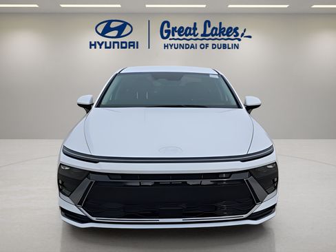 Certified 2026 Hyundai Sonata SEL FWD image 8