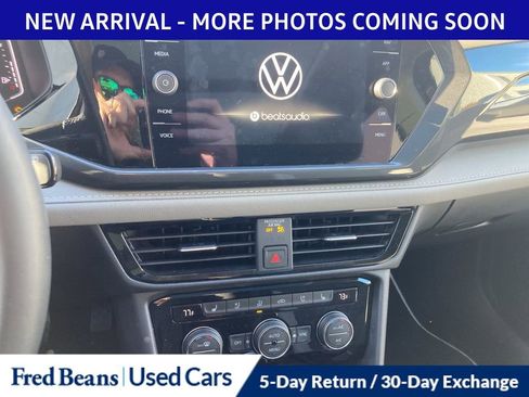 Used 2023 Volkswagen Taos SEL image 13