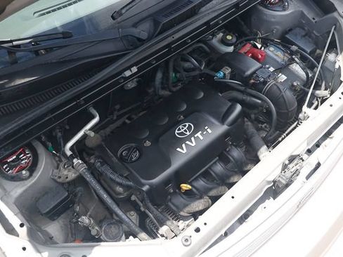 Used 2005 Scion xB FWD image 40