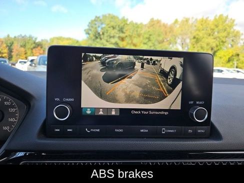 Used 2023 Honda Civic Sport image 17