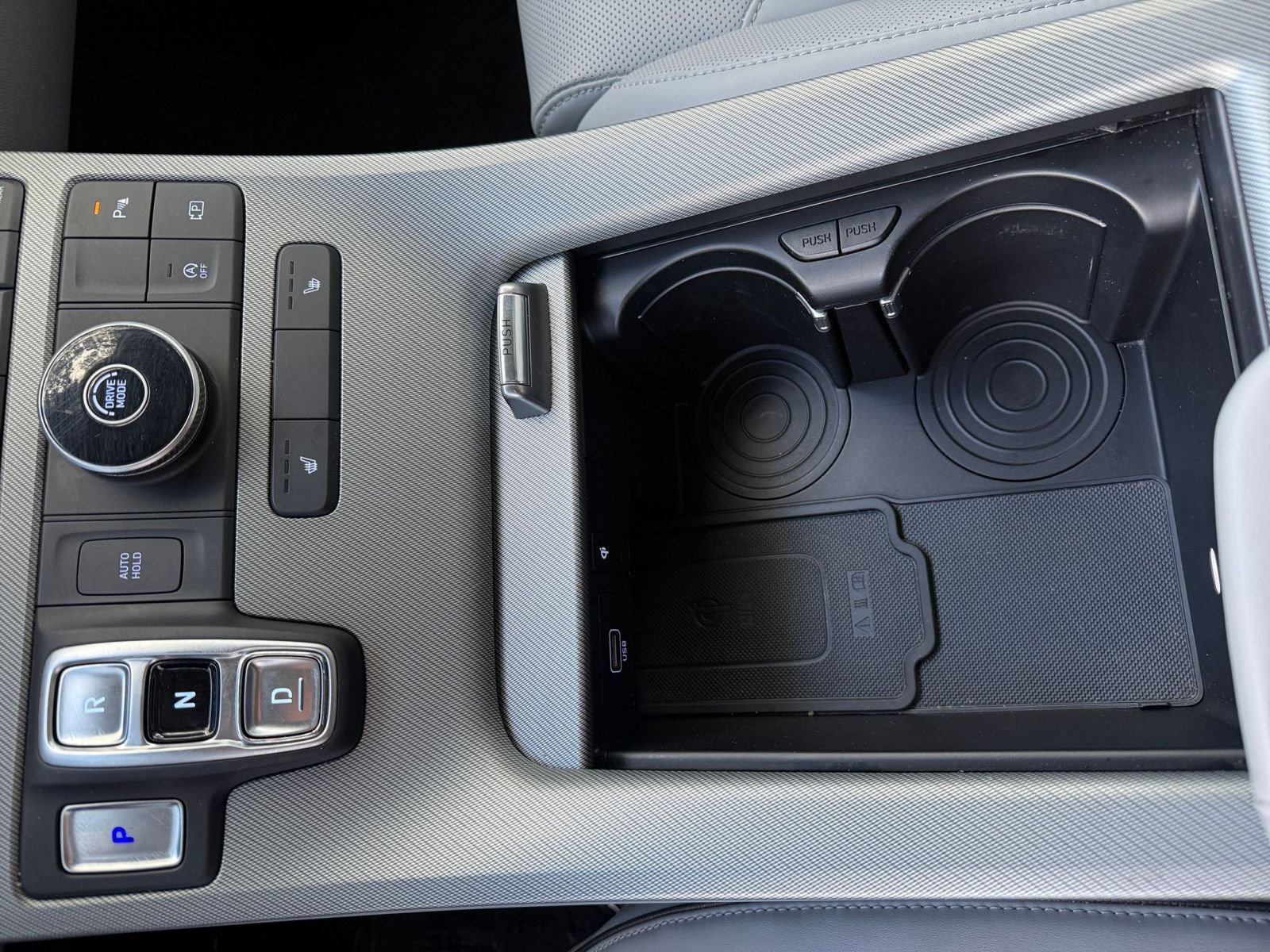 Used 2025 Hyundai Palisade SEL FWD image 41