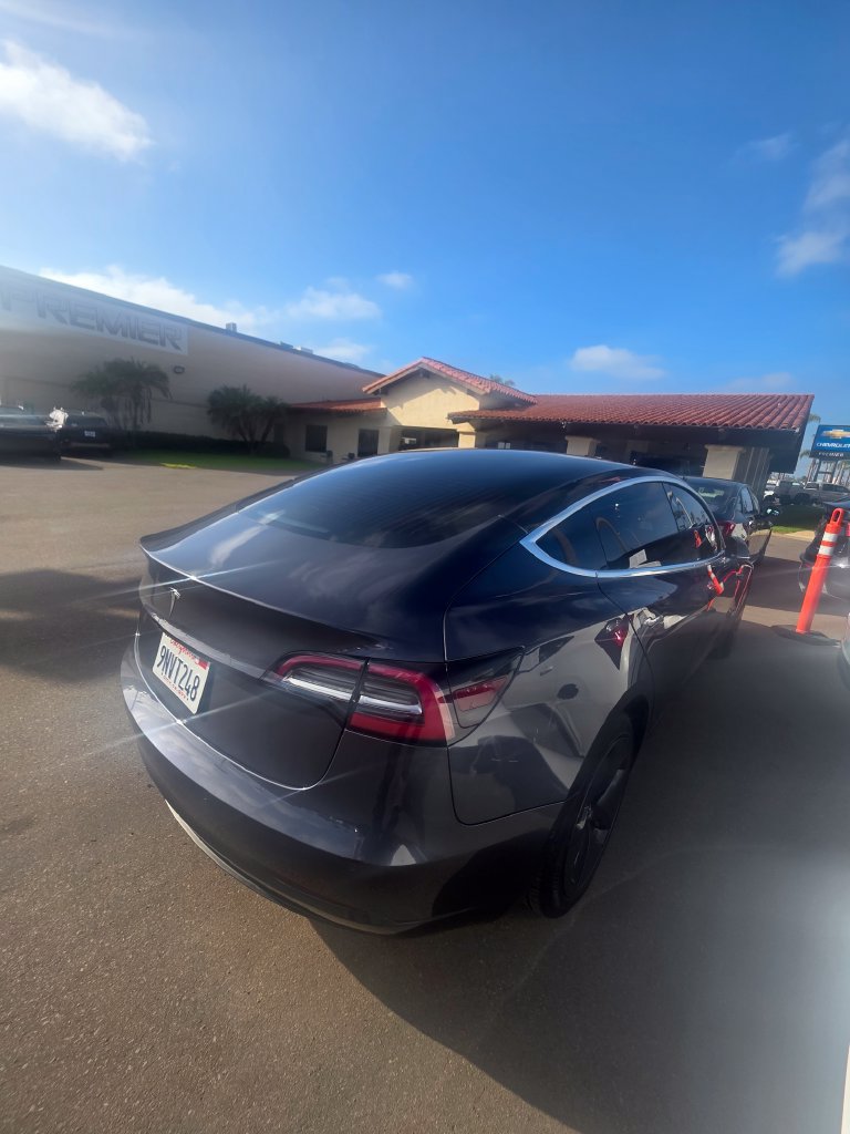 Used 2019 Tesla Model 3 RWD image 3