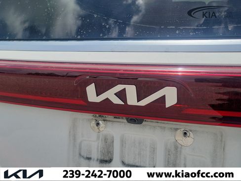 Used 2022 Kia Carnival SX Prestige FWD image 10