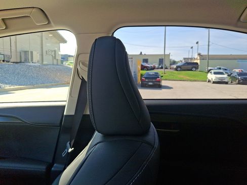 Used 2016 Lexus NX 200t FWD w/ Premium Package image 17