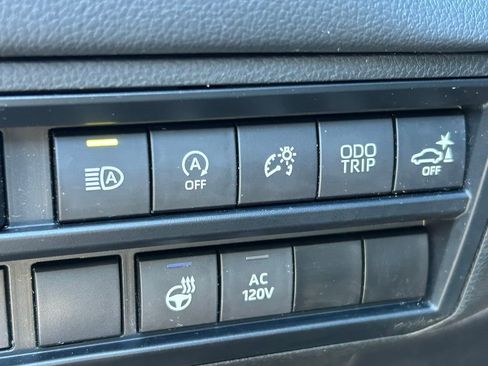 Used 2023 Toyota Tundra Limited image 30