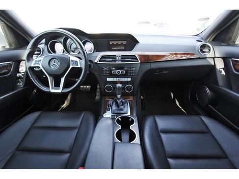 Used 2014 Mercedes-Benz C 250 Sedan image 10