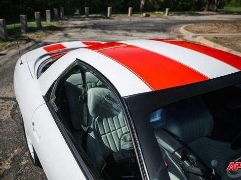 Used 1997 Chevrolet Camaro SS w/ SS Alteration Pkg image 28