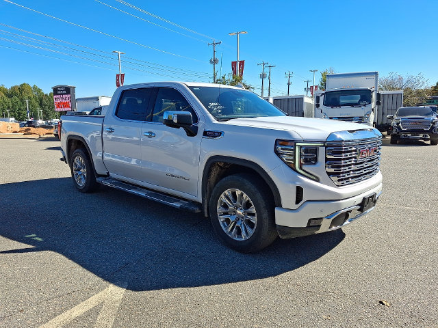 Used 2023 GMC Sierra 1500 Denali AWD/4WD image 2