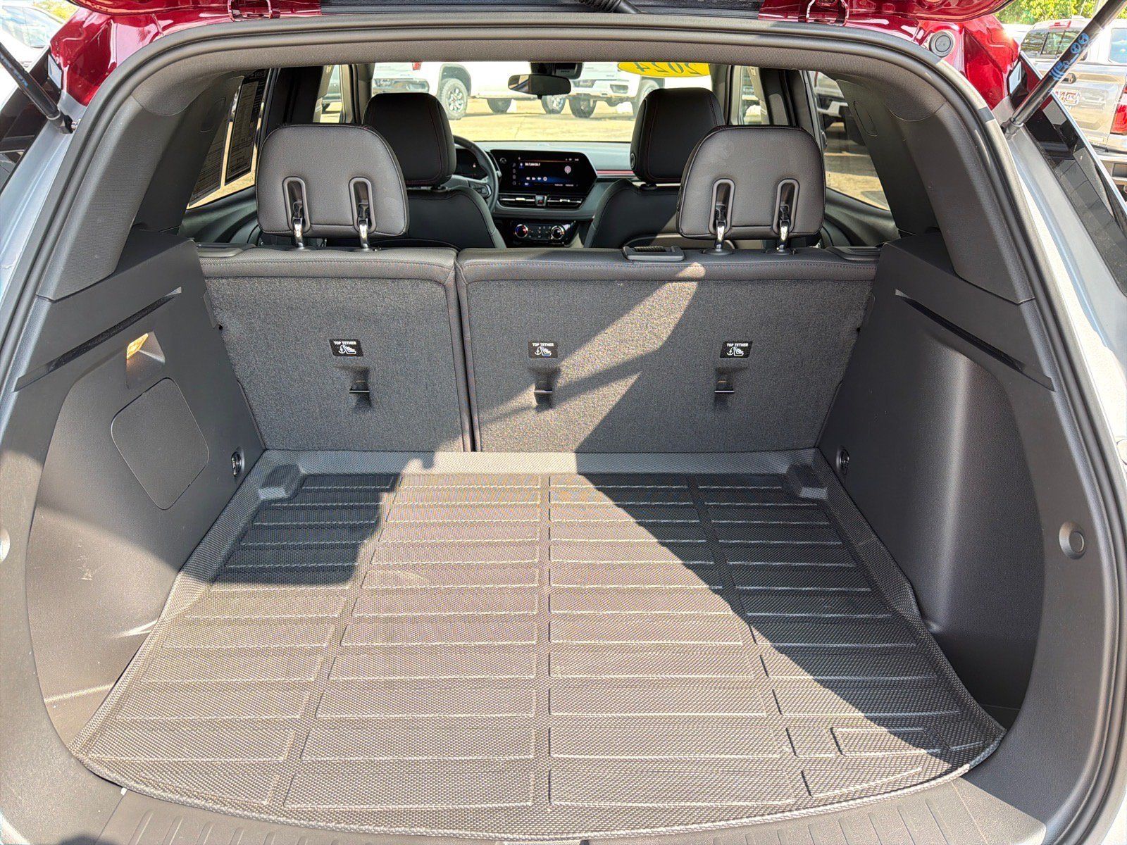 Used 2024 Chevrolet TrailBlazer RS FWD image 11