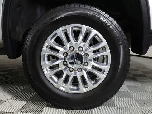 Used 2022 Chevrolet Silverado 3500 High Country w/ Technology Package AWD/4WD image 52