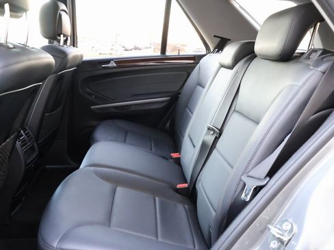 Used 2011 Mercedes-Benz ML 350 4MATIC image 13