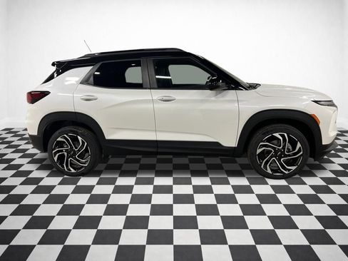 New 2026 Chevrolet TrailBlazer RS AWD/4WD image 2