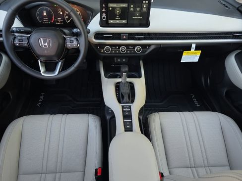 New 2026 Honda HR-V EX-L image 3