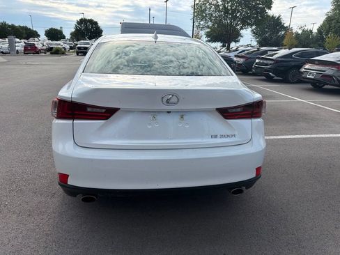 Used 2016 Lexus IS 200t RWD image 7