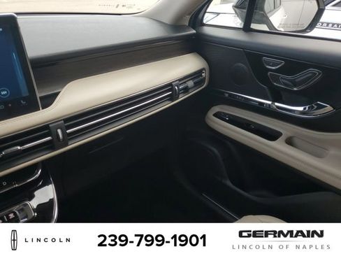 New 2026 Lincoln Corsair Grand Touring image 33