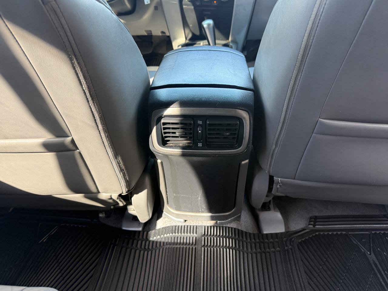 Used 2004 Toyota 4Runner SR5 RWD image 17