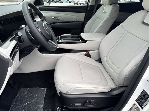 New 2026 Hyundai Tucson Limited image 9