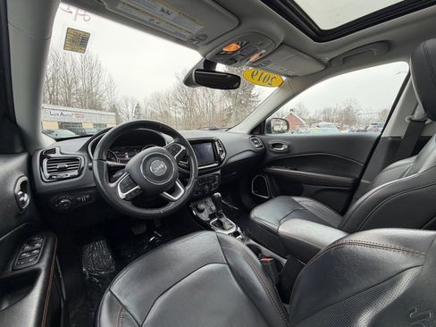 Used 2019 Jeep Compass Limited image 8