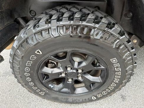 Used 2023 Jeep Wrangler Unlimited Sport AWD/4WD image 17