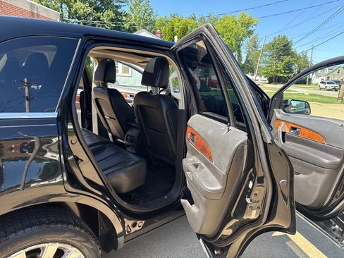 Used 2011 Lincoln MKX AWD w/ 102A Rapid Spec Order Code image 13